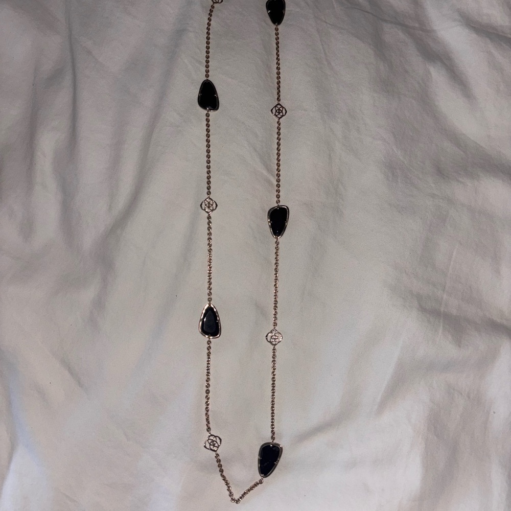 Kendra Scott Elegant Black and Gold Necklace